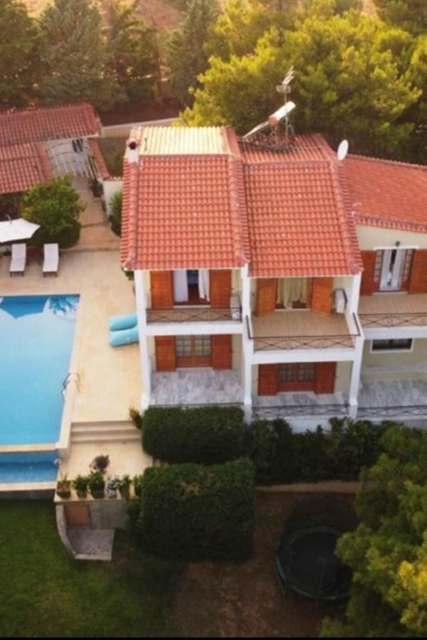 Villa Corina Near The Airport Kouvaras Exterior photo